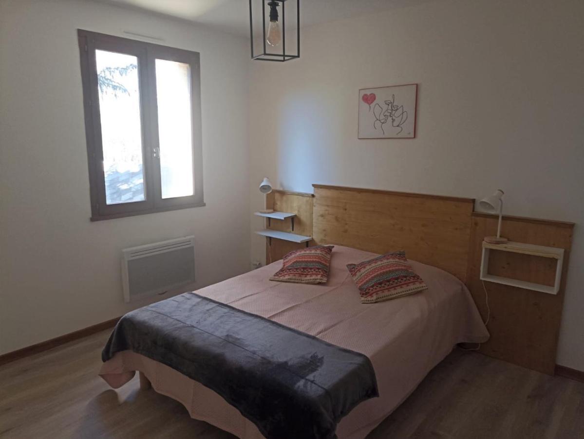 Ferienwohnung Les Rives Du Drac Chabottes Exterior foto